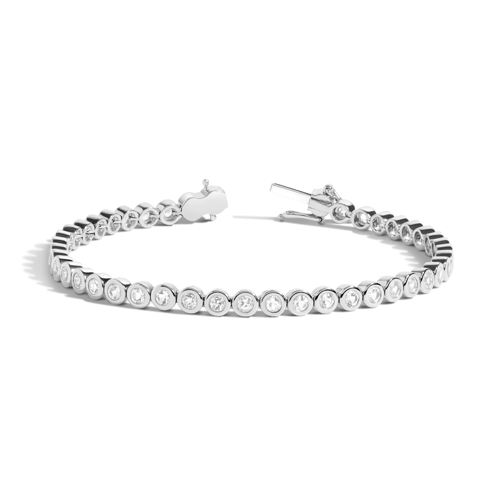 Premium tennis bracelet designed for elevated evening styling and polished everyday accessorizing