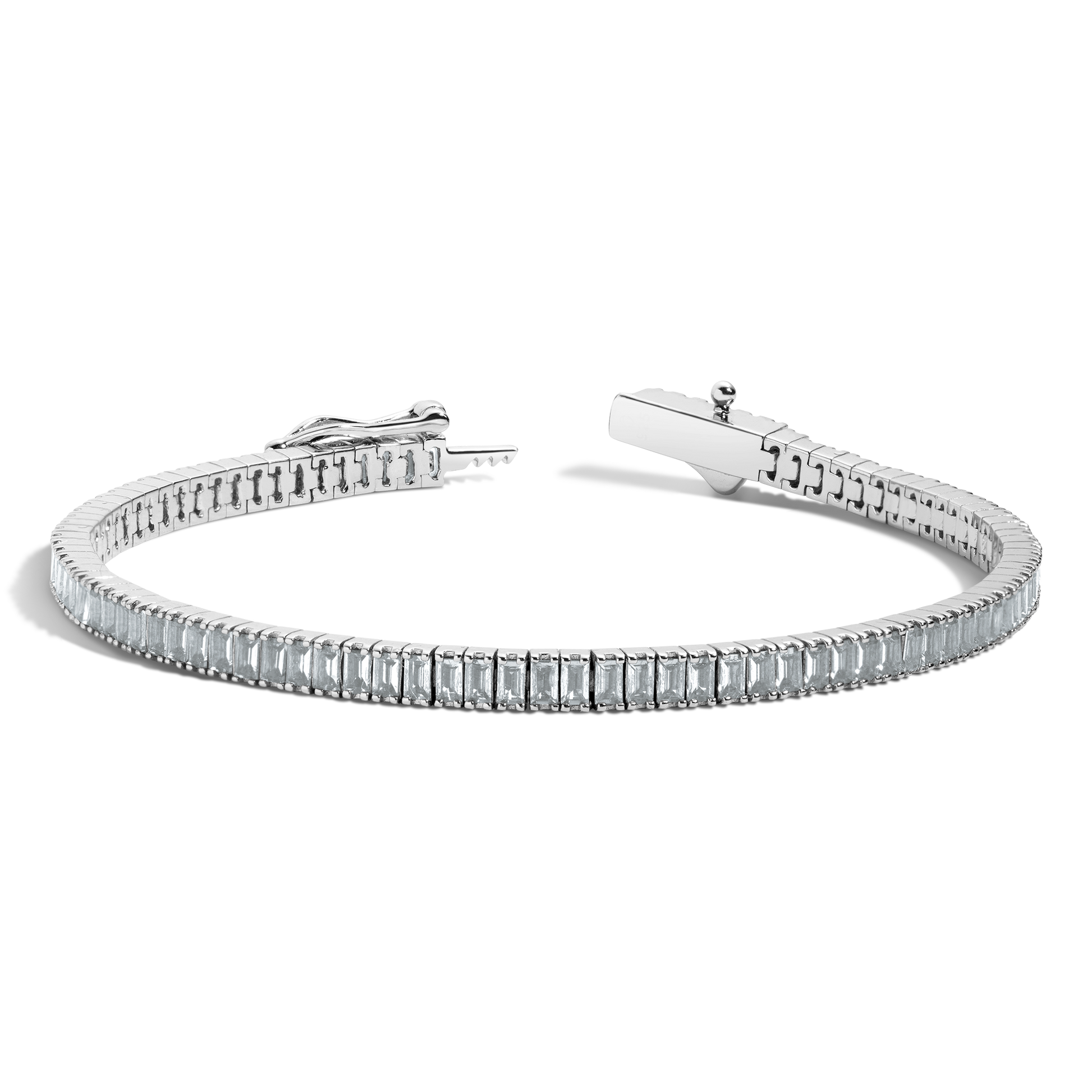 Elegant tennis-inspired bracelet featuring baguette-cut blue stones and timeless modern sophistication