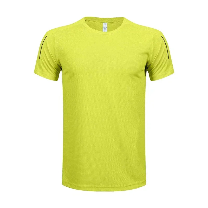 Men's premium performance t-shirt with streamlined fit, soft stretch feel, and refined court-to-lifestyle styling
