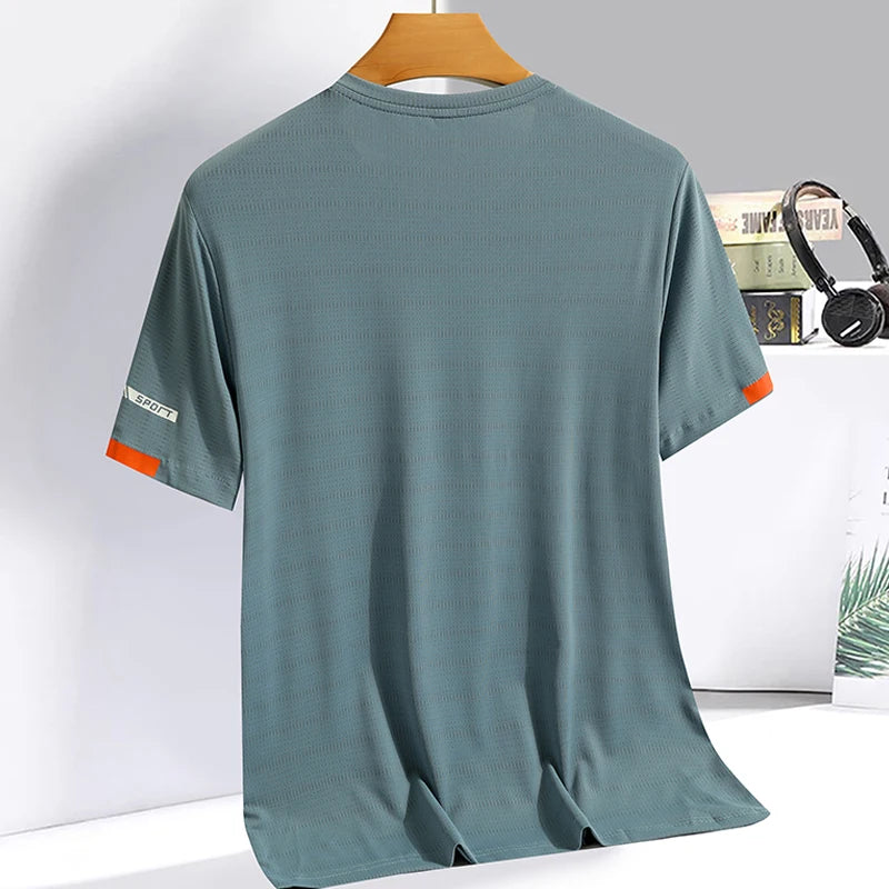 Men's premium tennis activewear shirt with breathable fabric, refined athletic silhouette, and performance-driven comfort.